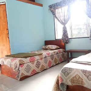 Roomstay Tok Abah A Kuala Rompin Exterior photo
